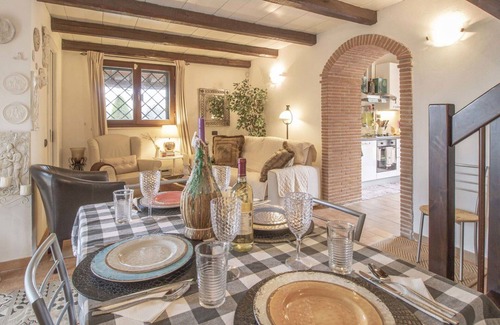 Fara in Sabina House | Wonderful private villa for 6 guests with private pool, WIFI, A/C, TV and patio