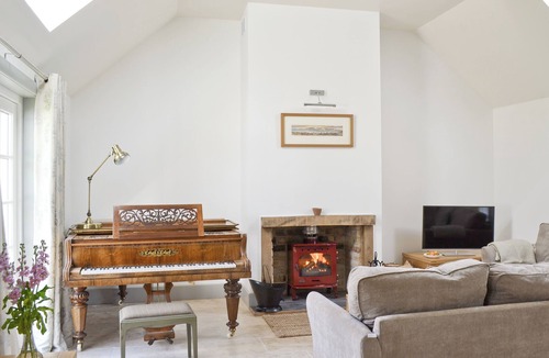 Crieff Cottage | 1 bedroom accommodation in near Comrie and Crieff