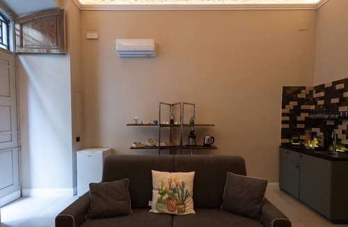 Vasto Apartment | 1 bedroom apartment in Naples