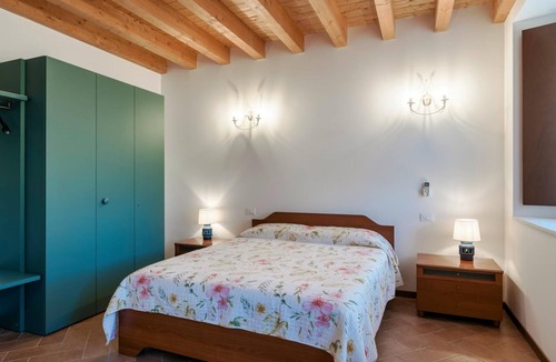 Pralboino Other | 1) Cozy One-Bedroom Apartment in Agriturismo with Queen Bed and Sofa Bed