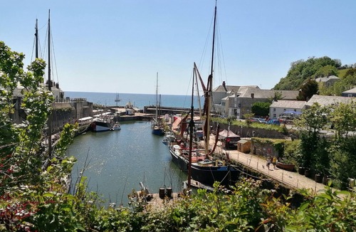 Boscundle Cottage | 1 PRIDMOUTH ROAD, family friendly, with a garden in St Austell