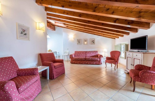 San Felice del Benaco Apartment | 100 m² Apartment ∙ 3 bedrooms ∙ 7 guests