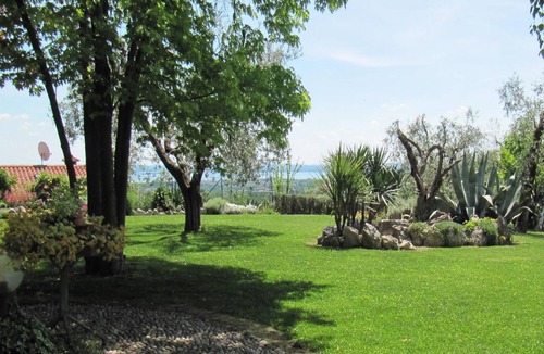 Castello Apartment | 100 m² Apartment ∙ 2 bedrooms ∙ 6 guests
