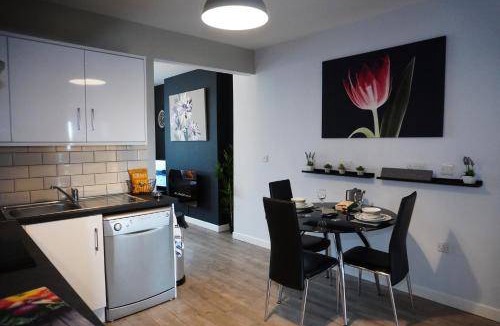 Portadown Apartment | 100 m² Apartment ∙ 1 bedroom ∙ 4 guests