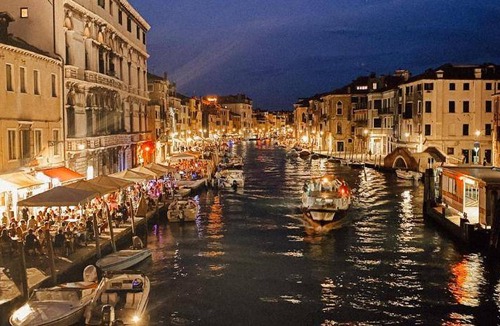 Cannaregio Apartment | 100 m² Apartment ∙ 2 bedrooms ∙ 5 guests
