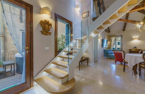 Cannaregio Apartment | 100 m² Apartment ∙ 2 bedrooms ∙ 5 guests