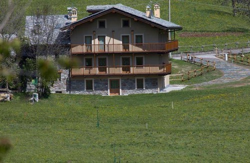 Valpelline Apartment | 100 m² Apartment ∙ 2 bedrooms ∙ 8 guests