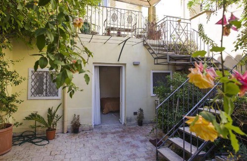 Monte di Pieta Bed & Breakfast | 100 m² Bed and breakfast ∙ 127 guests