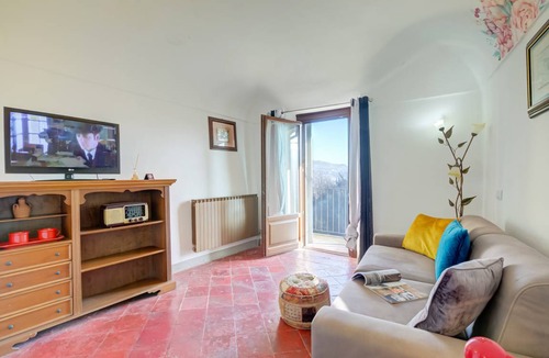 Dogliani House | 100 m² House ∙ 1 bedroom ∙ 4 guests