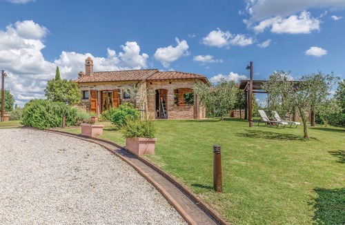 Sinalunga House | 100 m² House ∙ 2 bedrooms ∙ 4 guests