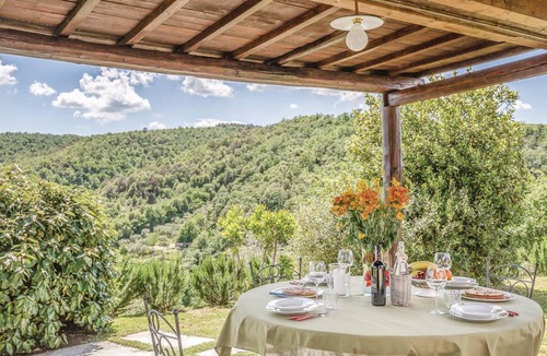 Sinalunga House | 100 m² House ∙ 2 bedrooms ∙ 4 guests