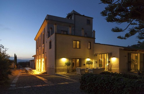 Palma di Montechiaro Villa | 1030 m² Villa ∙ 19 bedrooms ∙ 36 guests
