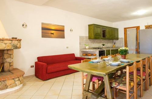 Torre dei Corsari House | 110 m² House ∙ 5 bedrooms ∙ 10 guests