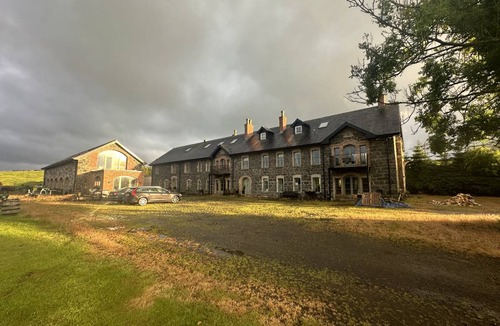 Coleraine House | 111 m² House ∙ 13 bedrooms ∙ 20 guests