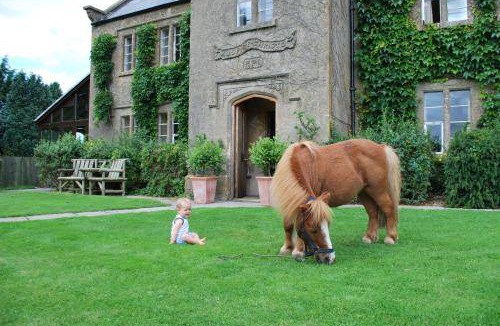 Upton Cheyney House | 12 m² Farmhouse ∙ 127 guests