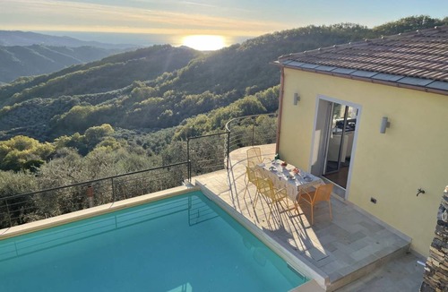 Valloria Other | 120 m² Accommodation ∙ 3 bedrooms ∙ 8 guests