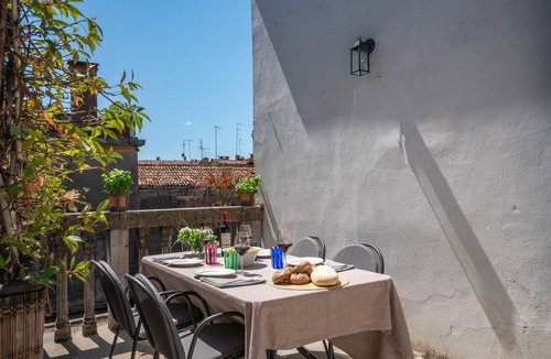 Dorsoduro Apartment | 120 m² Apartment ∙ 2 bedrooms ∙ 5 guests