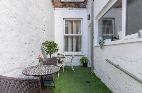 Belfast House | 125 m² House ∙ 4 bedrooms ∙ 14 guests