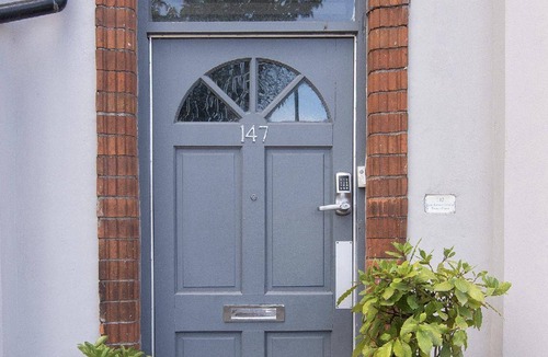 Belfast House | 125 m² House ∙ 4 bedrooms ∙ 14 guests