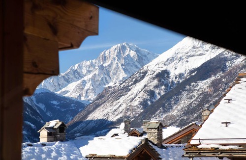 La Salle Ski Chalet | 130 m² Chalet ∙ 3 bedrooms ∙ 6 guests