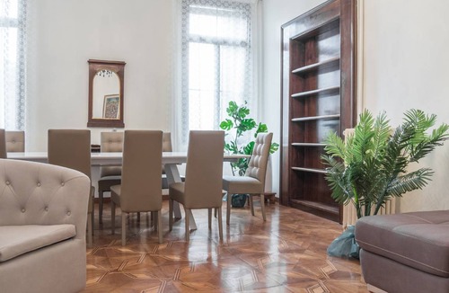 San Polo Apartment | 135 m² Apartment ∙ 3 bedrooms ∙ 10 guests