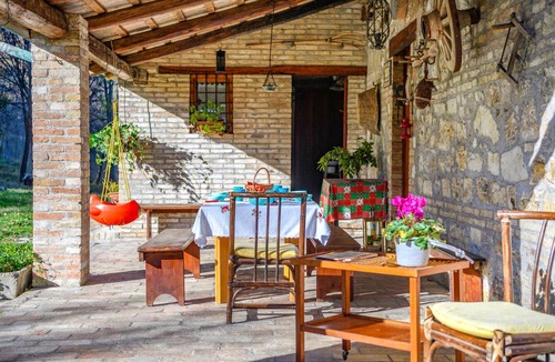 Acqualagna House | 150 m² House ∙ 4 bedrooms ∙ 9 guests