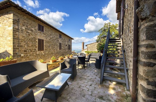 Montalcino Villa | 150 m² Villa ∙ 3 bedrooms ∙ 6 guests