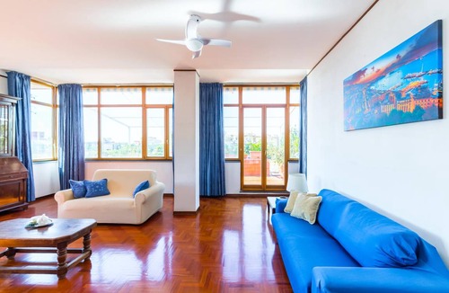 Arenella Apartment | 175 m² Apartment ∙ 2 bedrooms ∙ 6 guests