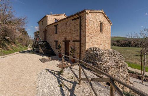 Urbisaglia Villa | 175 m² Villa ∙ 5 bedrooms ∙ 20 guests