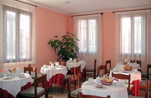 Favaro Veneto Hotel | 18 m² Hotel ∙ 127 guests