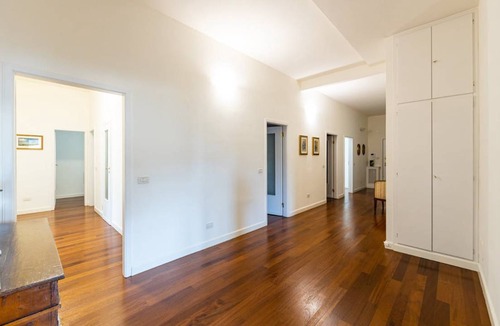 Historic Center Other | 185 m² Shared room ∙ 1 bedroom ∙ 1 guest