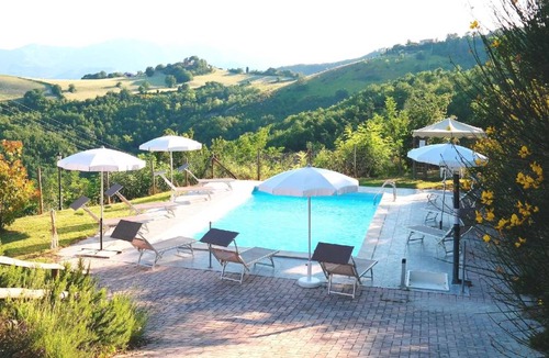 Acqualagna House | 190 m² House ∙ 6 bedrooms ∙ 16 guests