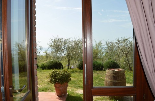 Lisciano Niccone House | 1Bdr flat in villa with fantastic view Trasimeno lake and pool