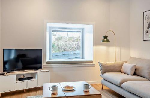 Oban House | 2 Bed in Oban 93232