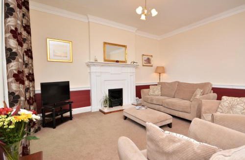 Saint Austell Bay House | 2 Bed in St Austell TVISS