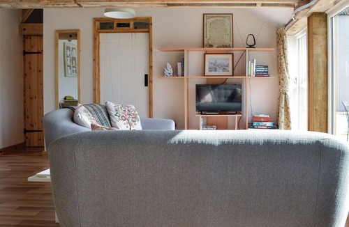 Wotton-under-Edge Cottage | 2 bedroom accommodation in Wickwar, Wotton-under-Edge