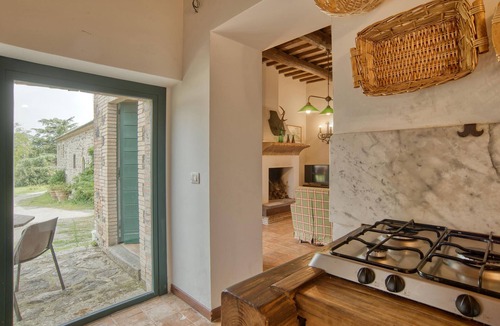 Castel Giorgio Apartment | 2 bedroom accommodation in Castelgiorgio TR
