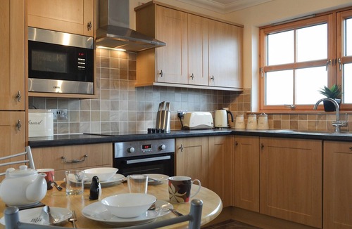 Bornesketaig Cottage | 2 bedroom accommodation in Hungladder, near Uig
