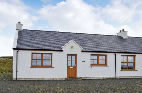 Bornesketaig Cottage | 2 bedroom accommodation in Hungladder, near Uig