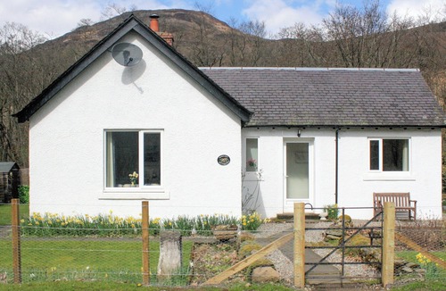 St Fillans Cottage | 2 bedroom accommodation in St Fillans, near Crieff