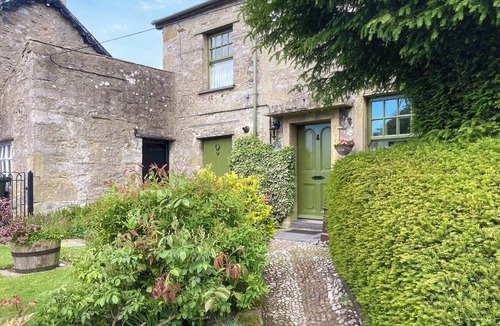 Austwick Cottage | 2 bedroom accommodation in Austwick, near Settle