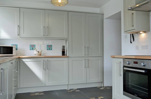Ardelve Cottage | 2 bedroom accommodation in Dornie, near Kyle