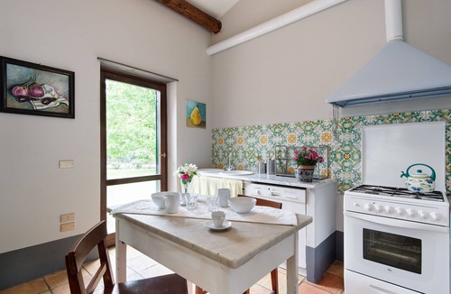 Sutri House | 2 country houses with a private swimming pool surrounded by nature.