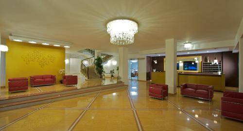 Tortoreto Lido Hotel | 20 m² Hotel ∙ 5 guests