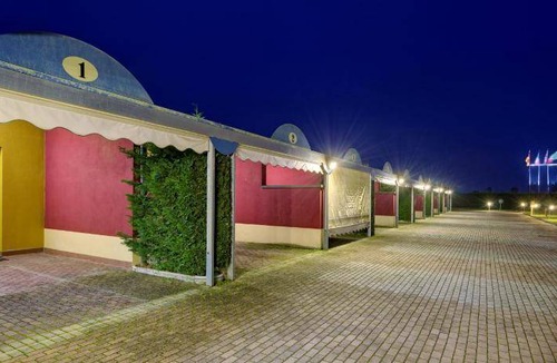 Ripalta Guerina Hotel | 20 m² Motel ∙ 8 guests