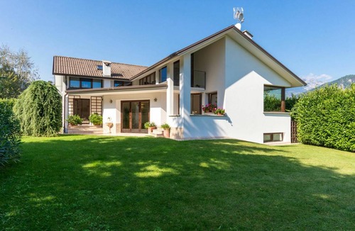 Delebio Other | 200 m² Accommodation ∙ 3 bedrooms ∙ 6 guests