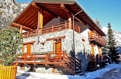 Antey-Saint-Andre Apartment | 200 m² Apartment ∙ 7 bedrooms ∙ 22 guests