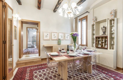 San Polo Apartment | 200 m² Apartment ∙ 3 bedrooms ∙ 6 guests