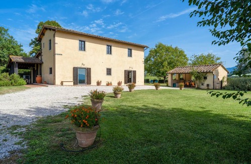 Borgo San Lorenzo House | 200 m² Farmhouse ∙ 5 bedrooms ∙ 10 guests
