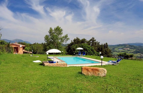 Pievebovigliana House | 200 m² House ∙ 3 bedrooms ∙ 6 guests